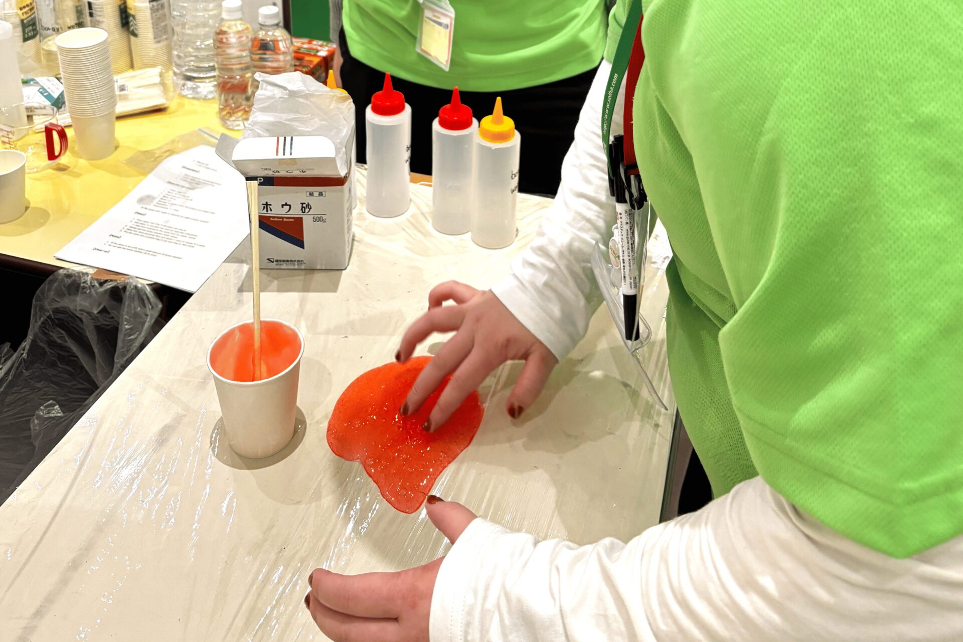 ショッピングセンターで英語と出会う。｜広がる子どもの「体験格差」への取り組みイメージ画像