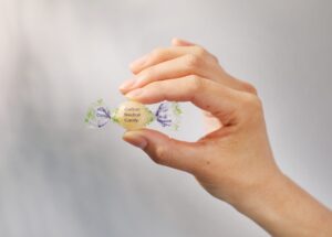 カーボンニュートラルな飴？企業ノベルティ｜にも使えるユニークな飴が登場