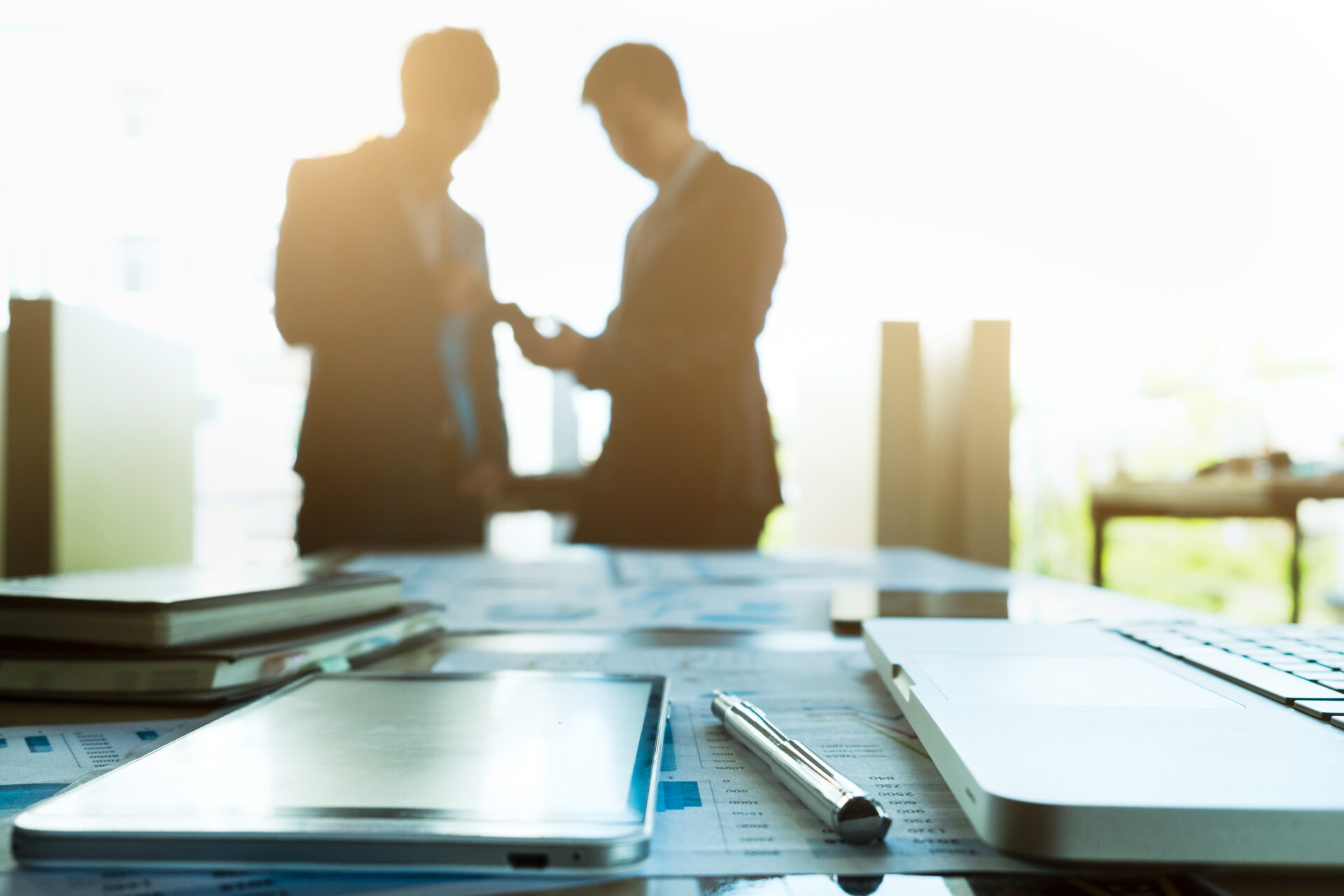 「ちゃんとやっているのに伝わらない会社」に共通していること｜広告・採用・営業がバラバラになる構造イメージ画像