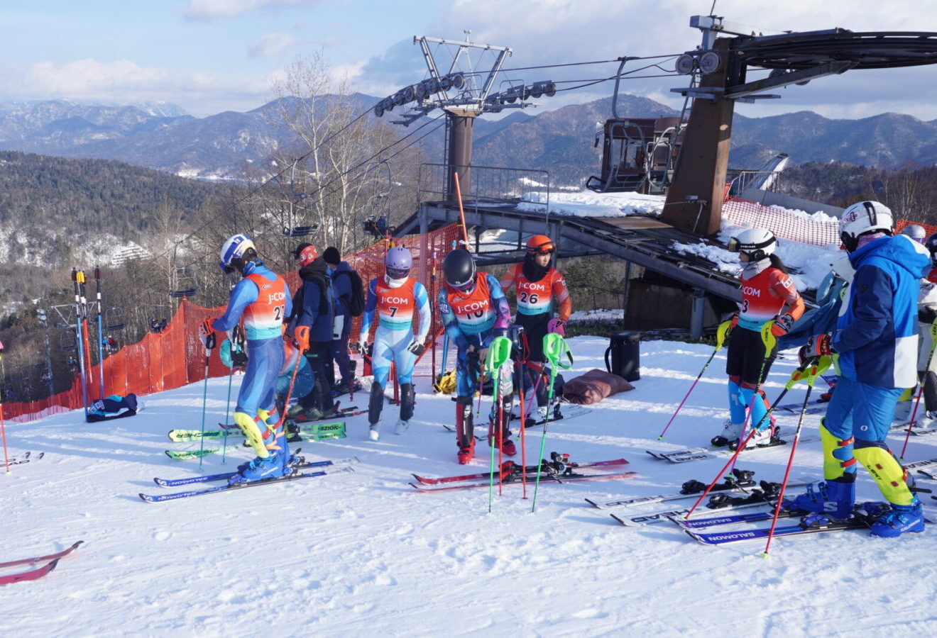 J:COMが、雪山で育てる未来。｜U16アルペンスキー支援の舞台裏イメージ画像