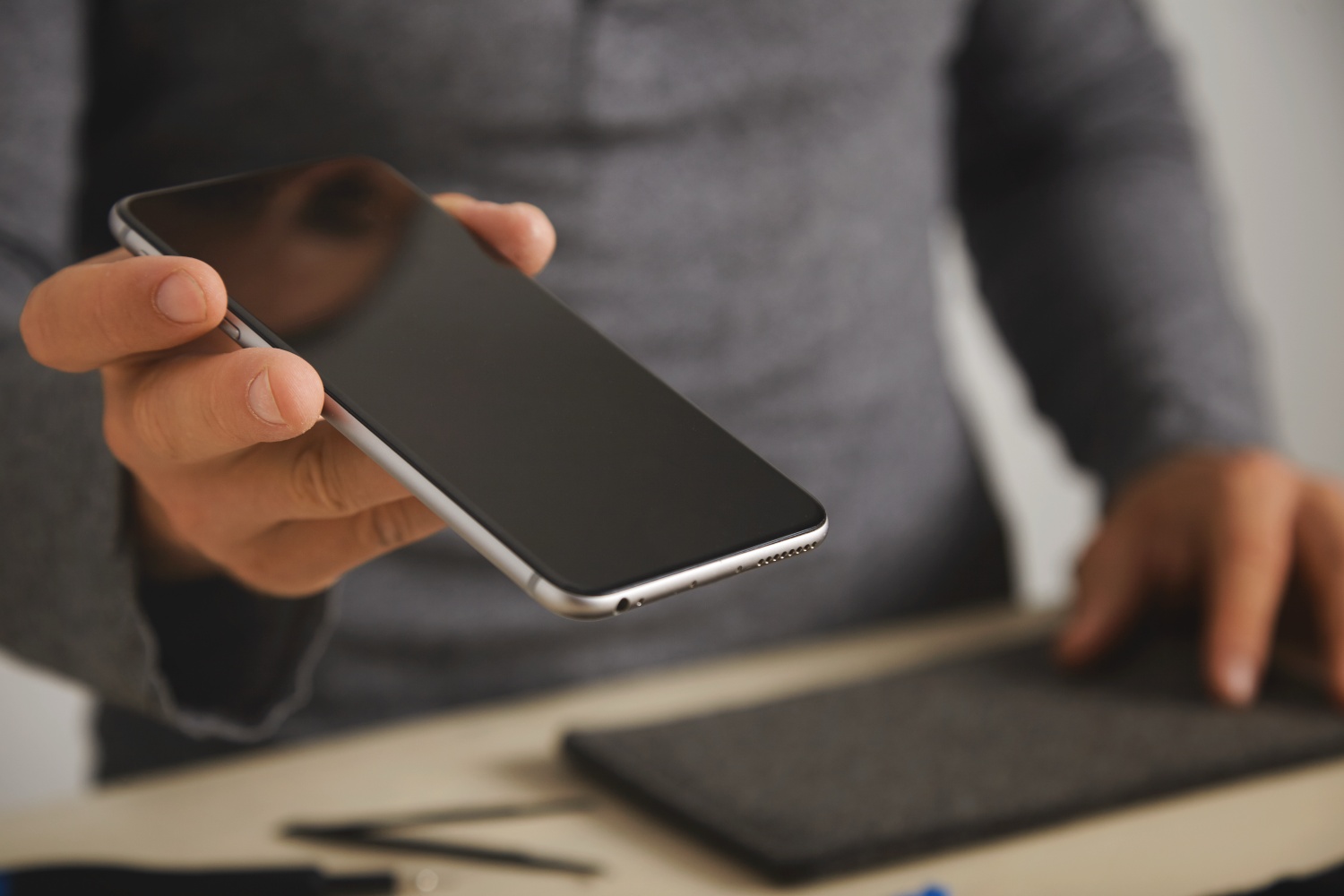 自分で修理できるスマホ「Fairphone」が米国上陸、｜裏にある“E-waste”問題イメージ画像
