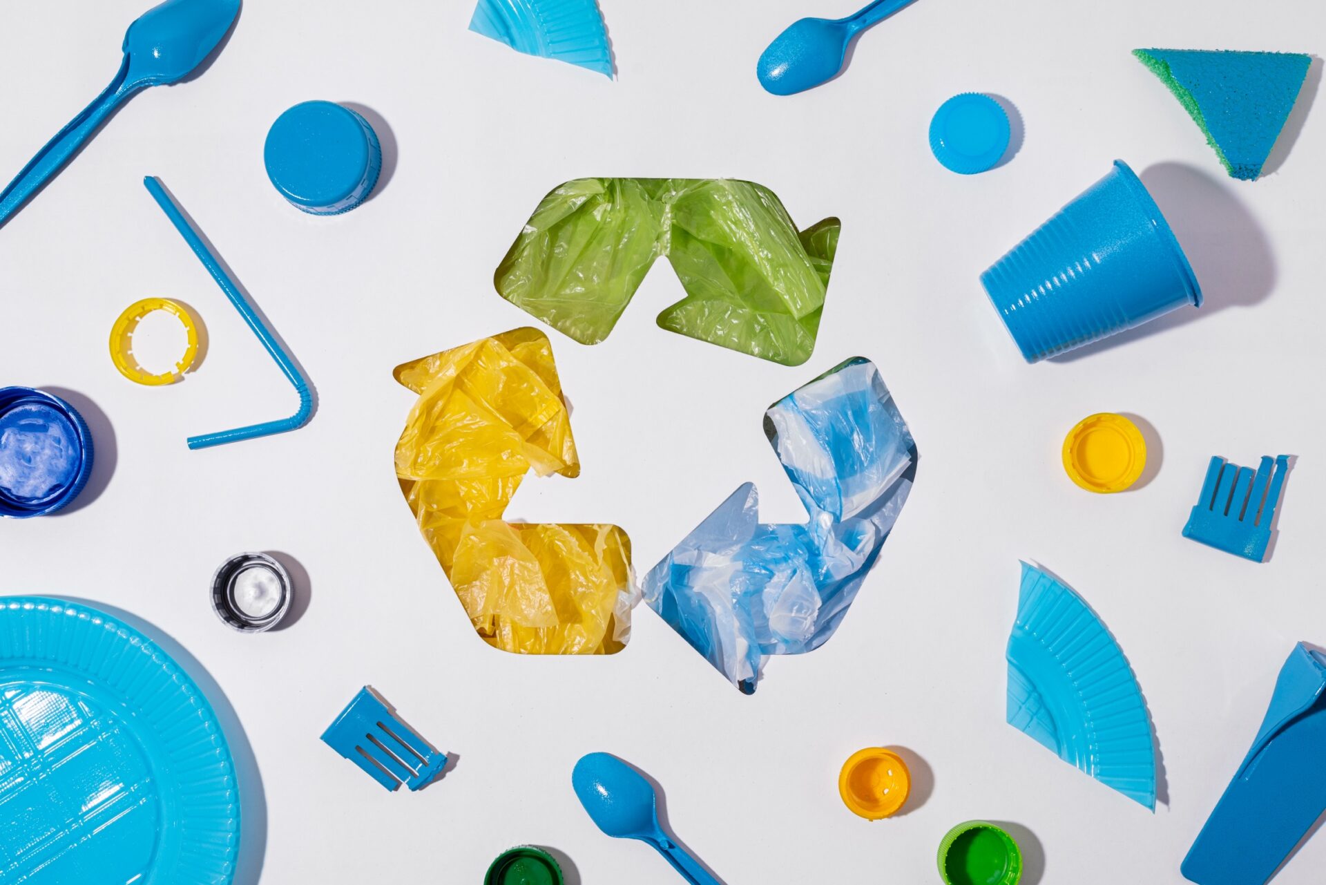 「再生プラスチック」とは？今、洗剤やシャンプーの容器が変わる理由